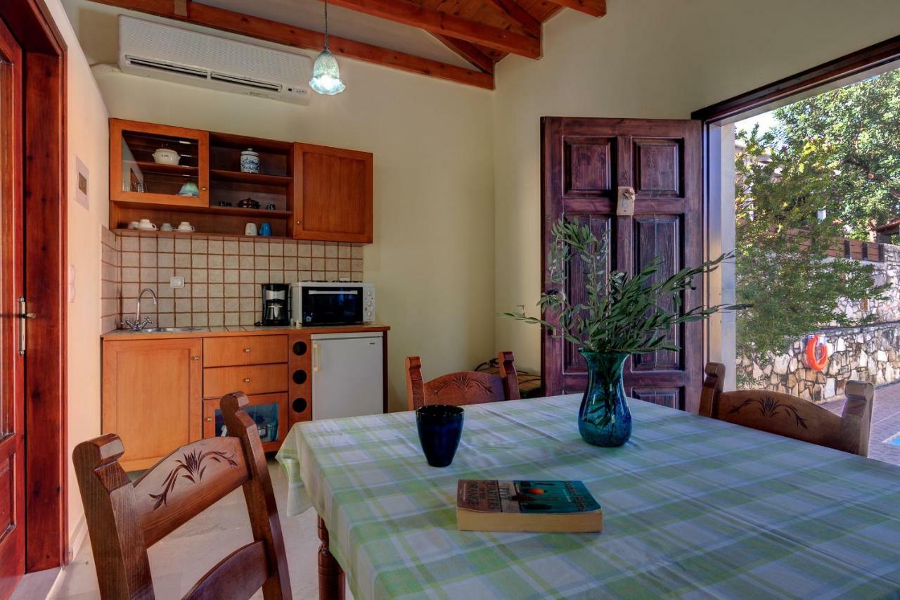 Iliopetra Aparthotel Douliana Buitenkant foto