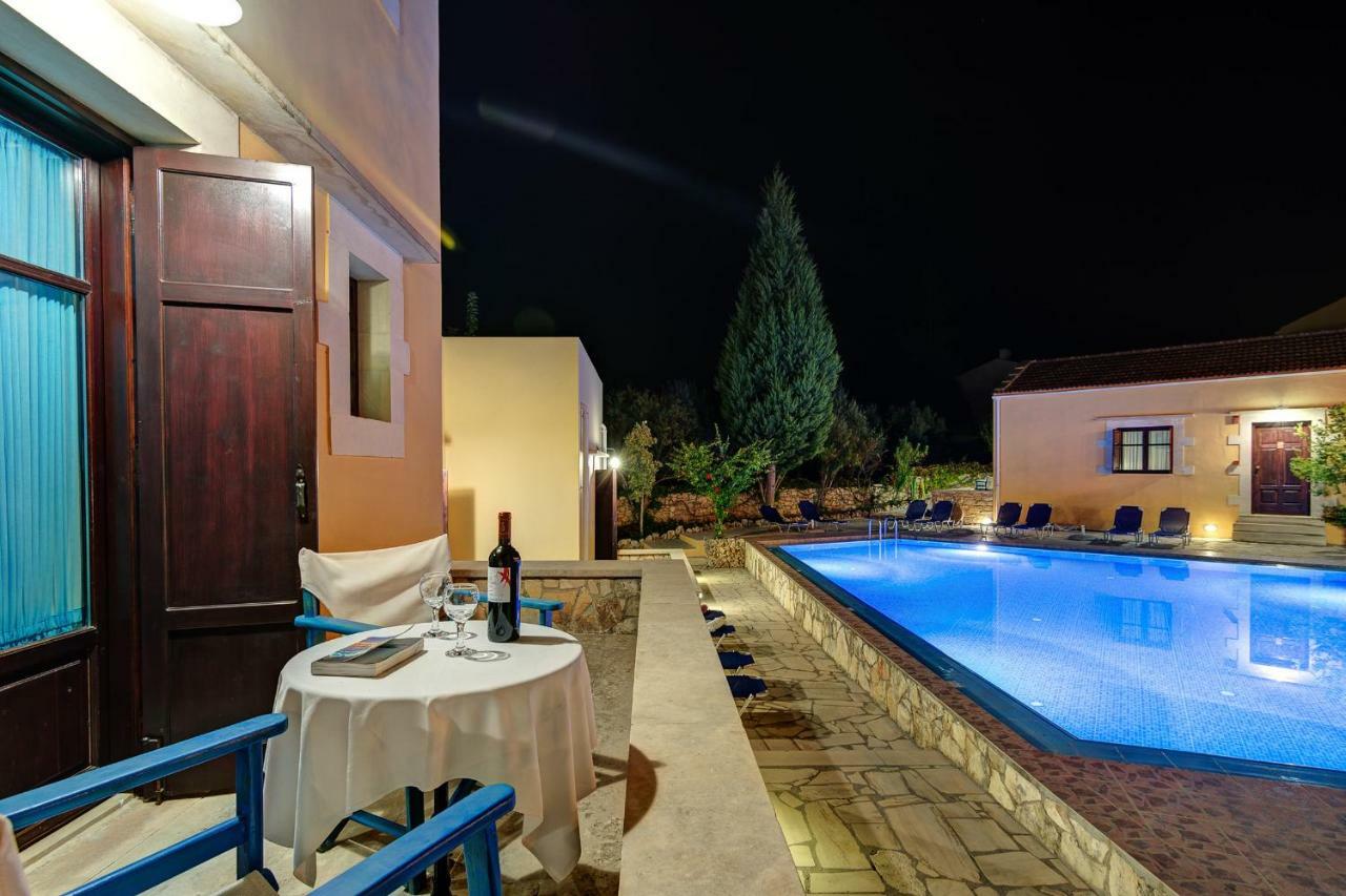 Iliopetra Aparthotel Douliana Buitenkant foto