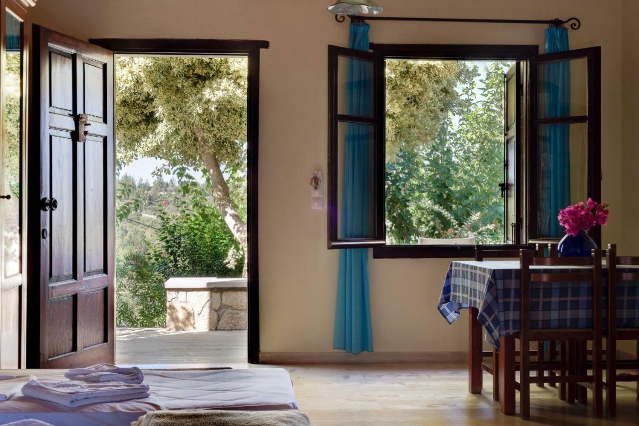 Iliopetra Aparthotel Douliana Buitenkant foto