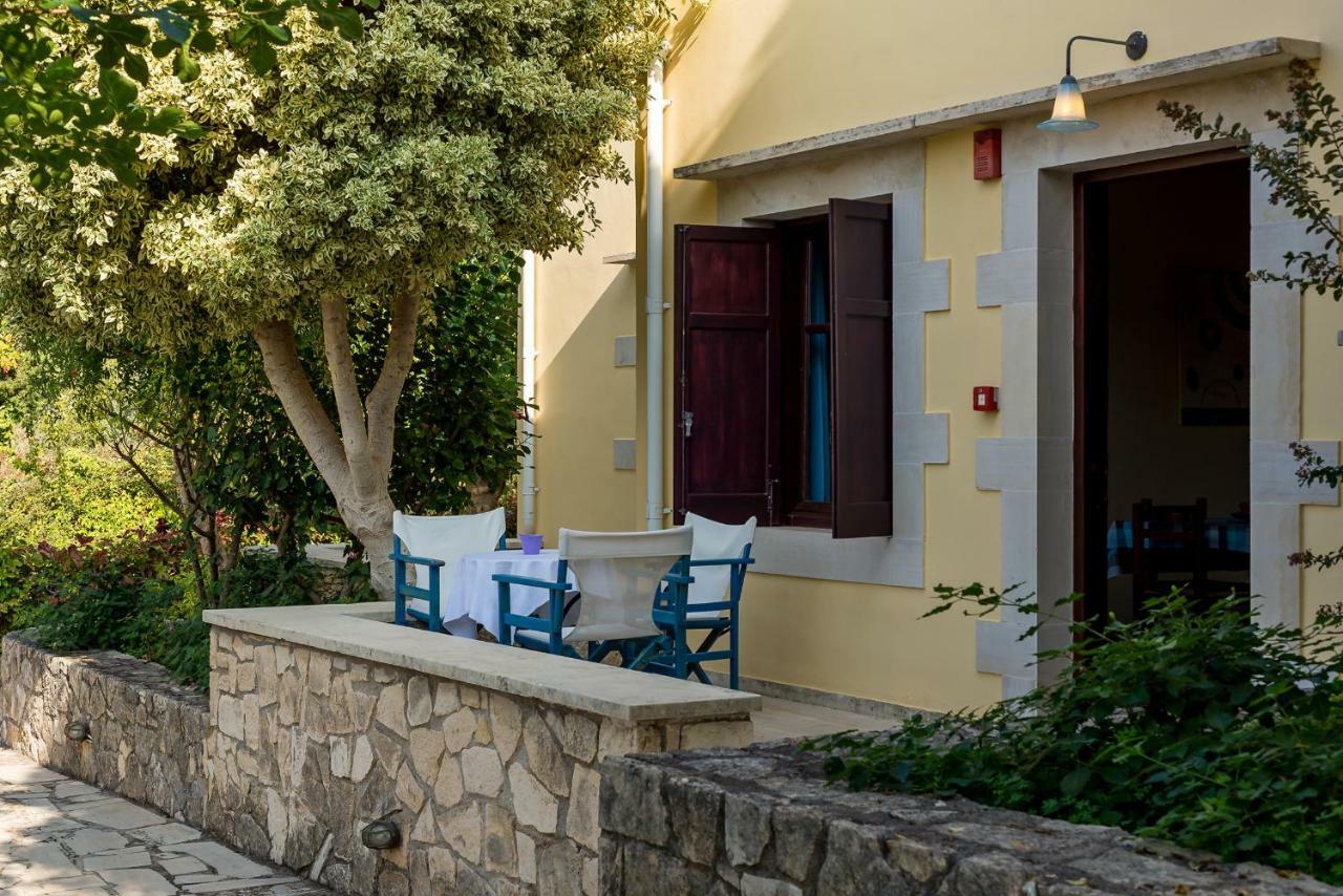 Iliopetra Aparthotel Douliana Buitenkant foto