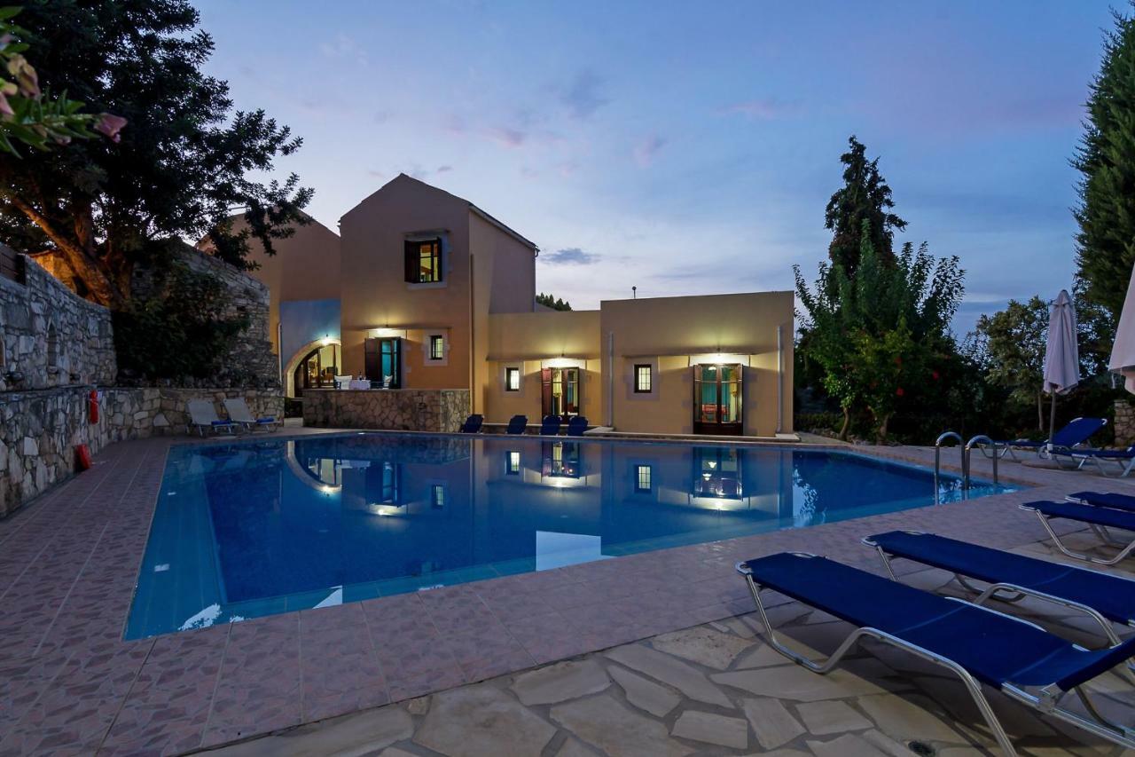 Iliopetra Aparthotel Douliana Buitenkant foto