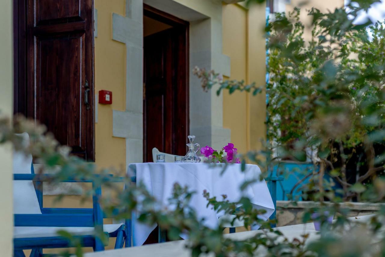 Iliopetra Aparthotel Douliana Buitenkant foto