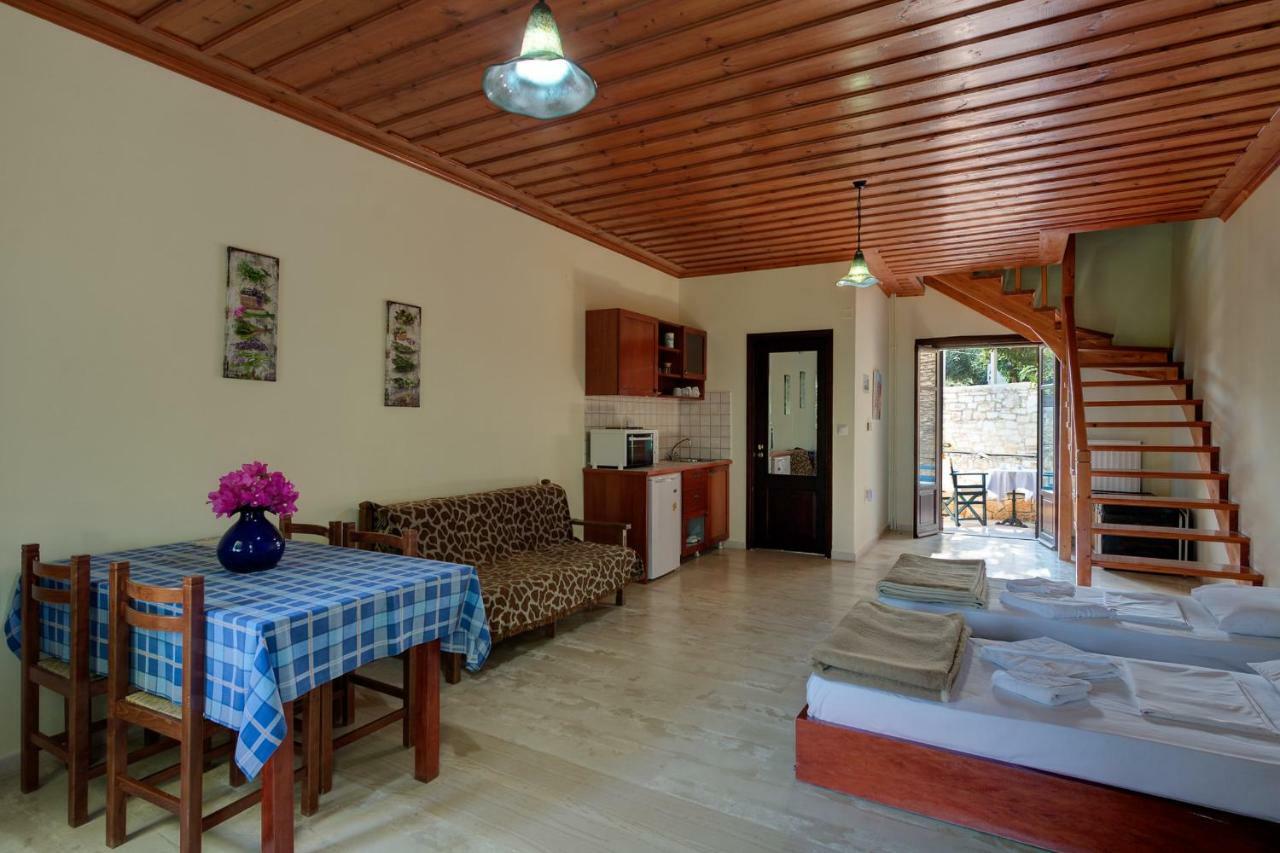 Iliopetra Aparthotel Douliana Buitenkant foto