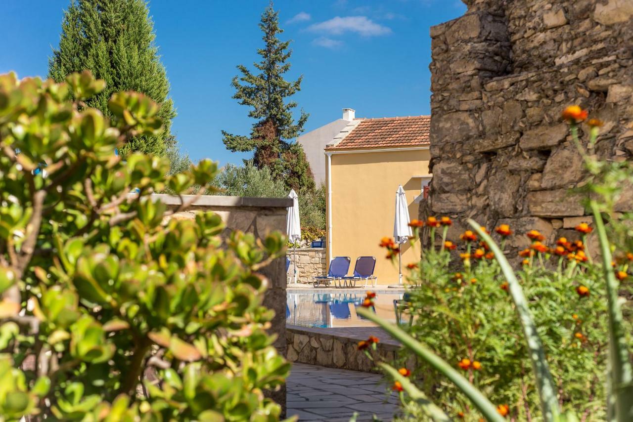 Iliopetra Aparthotel Douliana Buitenkant foto