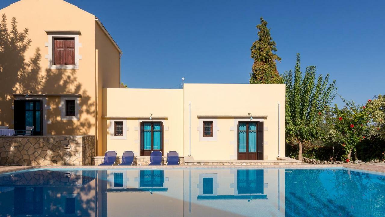 Iliopetra Aparthotel Douliana Buitenkant foto