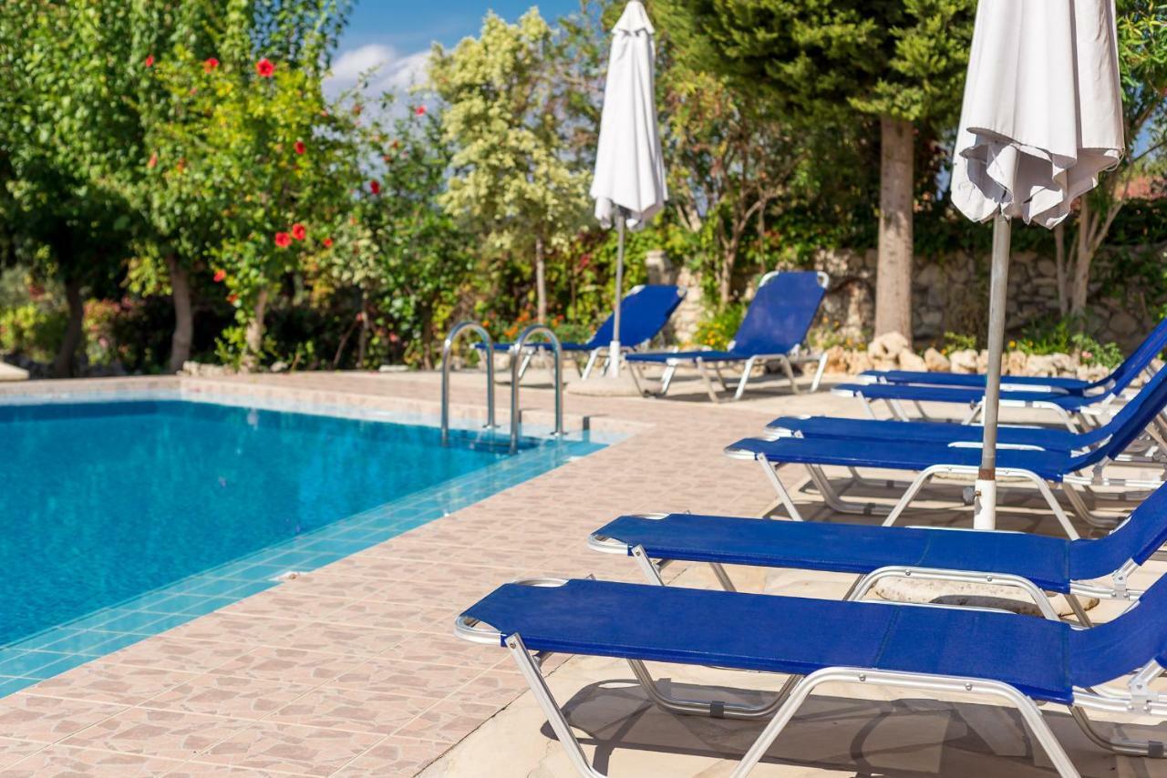 Iliopetra Aparthotel Douliana Buitenkant foto