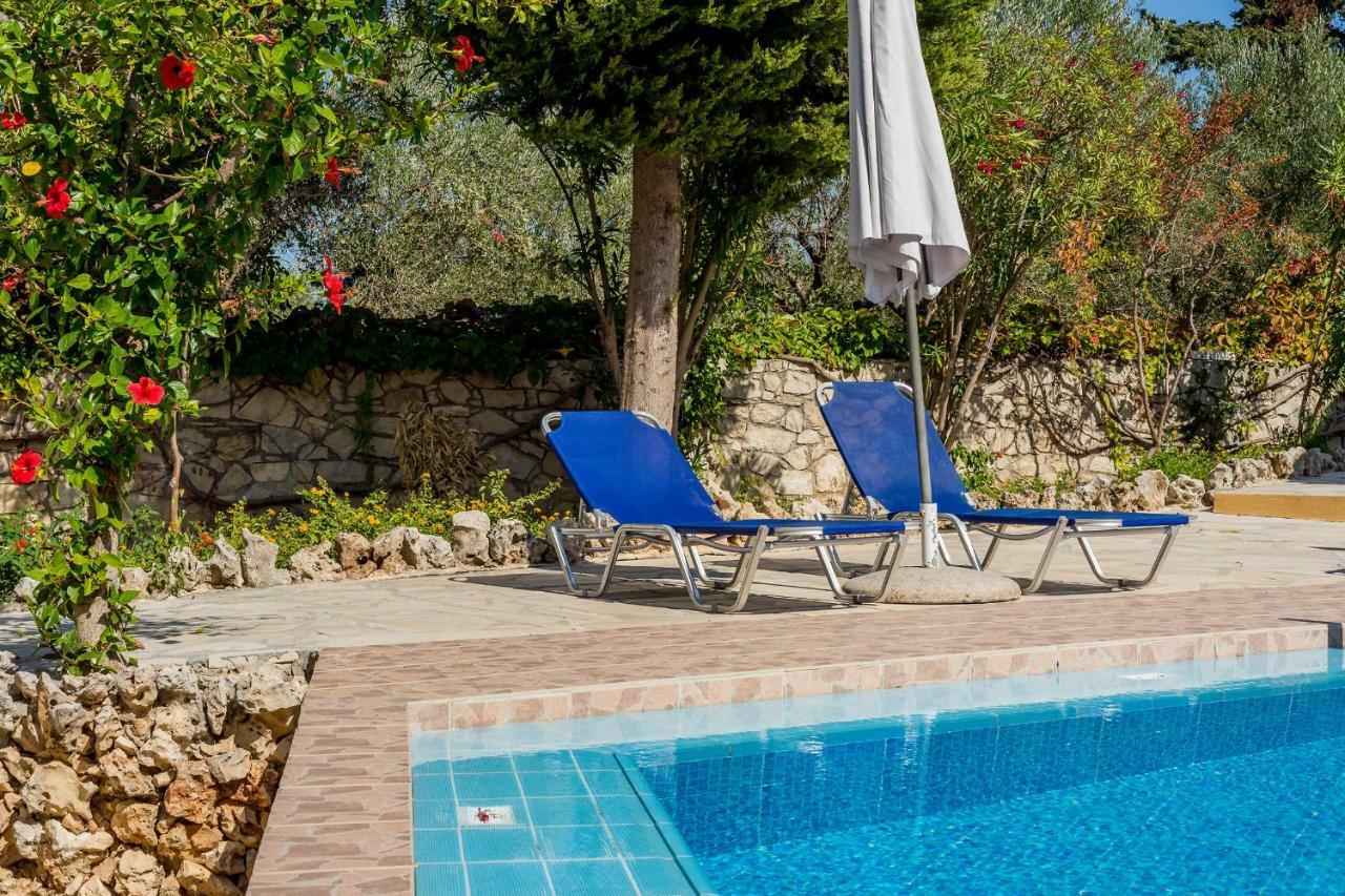 Iliopetra Aparthotel Douliana Buitenkant foto