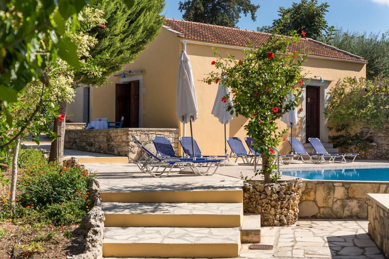 Iliopetra Aparthotel Douliana Buitenkant foto