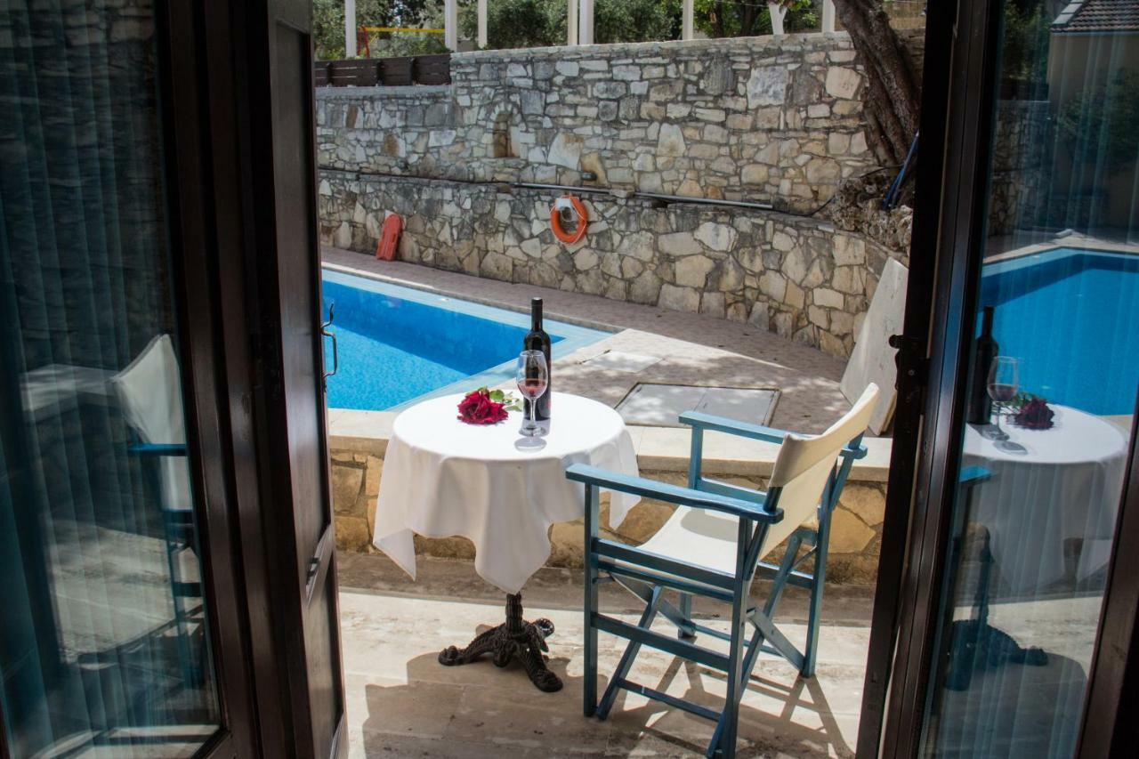 Iliopetra Aparthotel Douliana Buitenkant foto